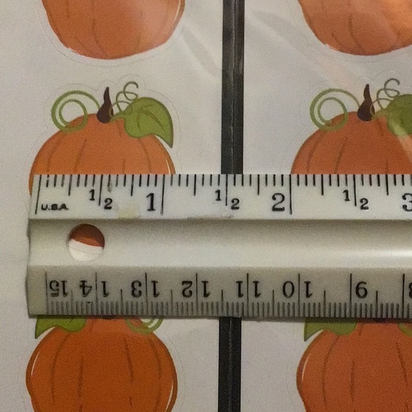 2 sets of pumpkin stickers (8 per set) - Picture 3 of 6